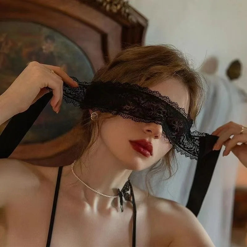 Sexy lace blindfold white double view - elegant eye mask - SpicyAccessoires