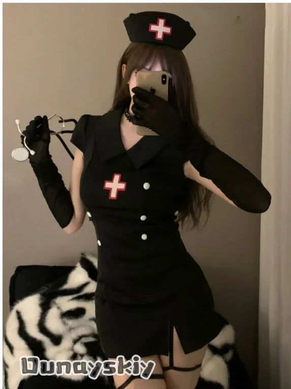 Devil nurse costume black version mirror selfie - gothic nurse - SpicyAccessoires