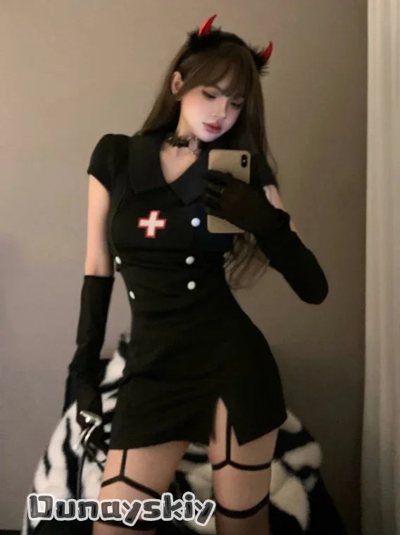 Devil nurse costume black version mirror selfie - gothic nurse - SpicyAccessoires